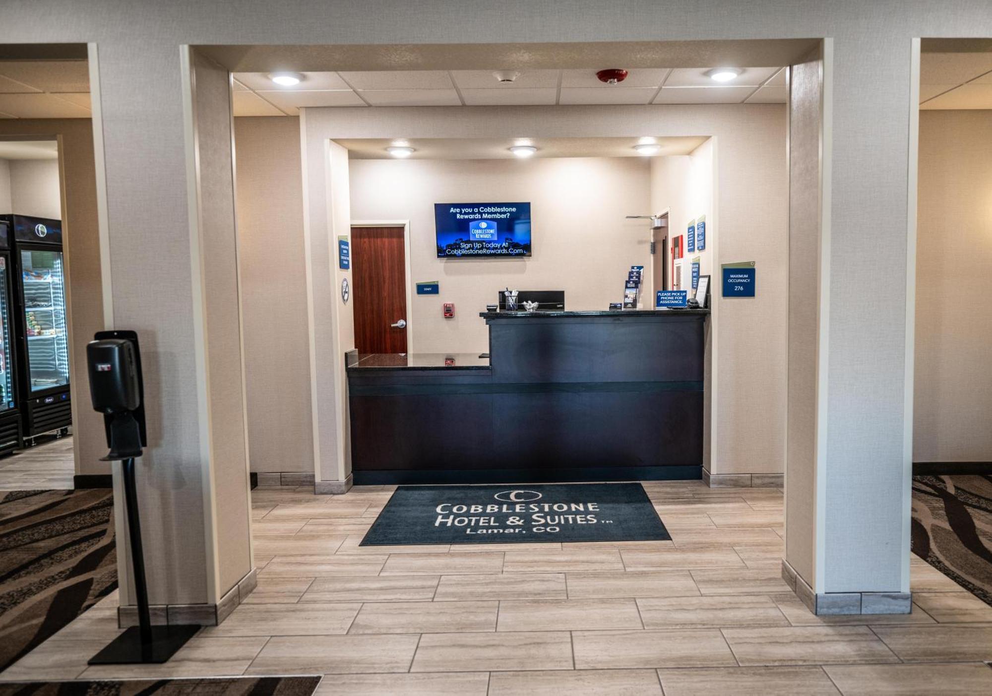 Cobblestone Hotel & Suites - Lamar Exterior photo